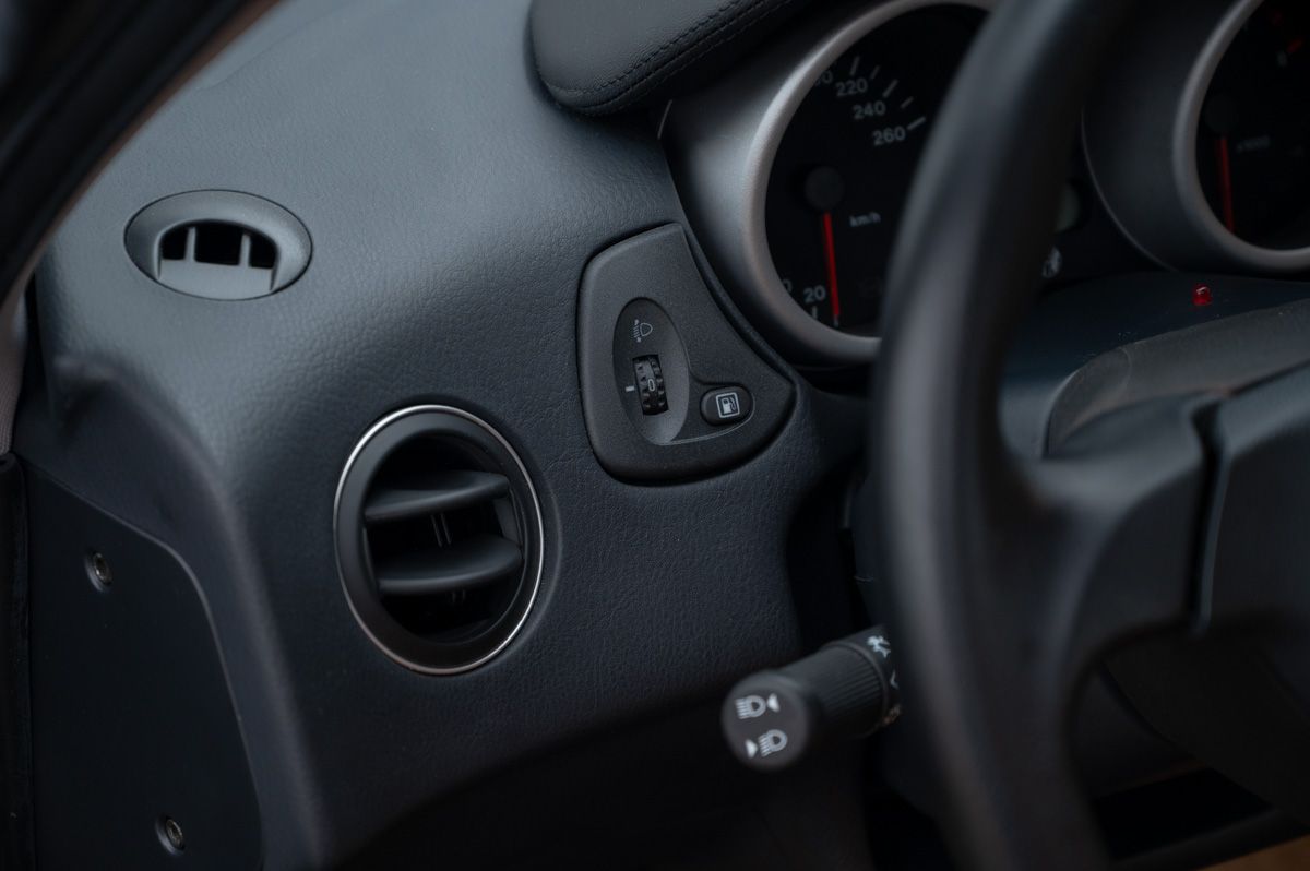 Alfa Romeo GTV (1999) — photo 54