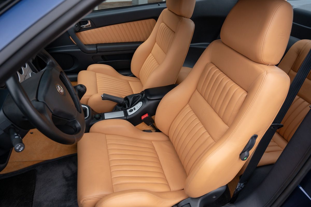 Alfa Romeo GTV (1999) — photo 44
