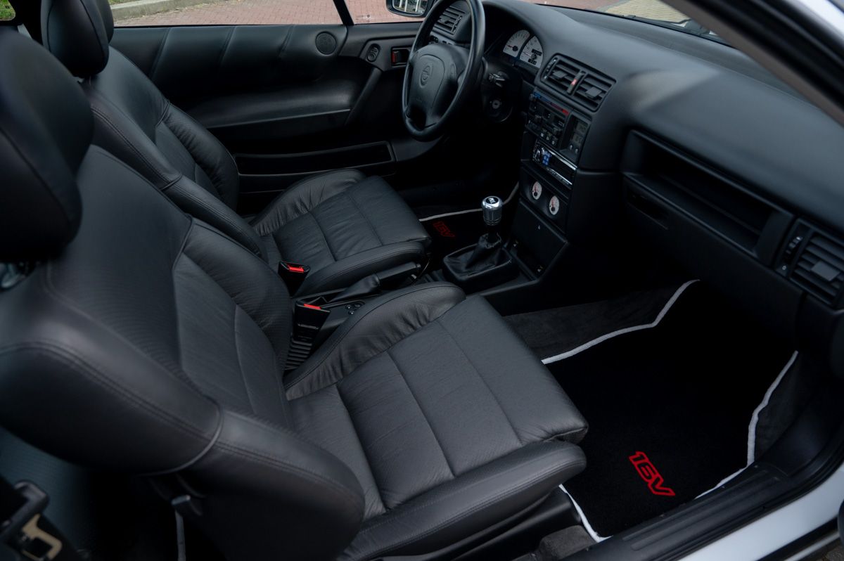 Opel Calibra (1996) — Foto 47