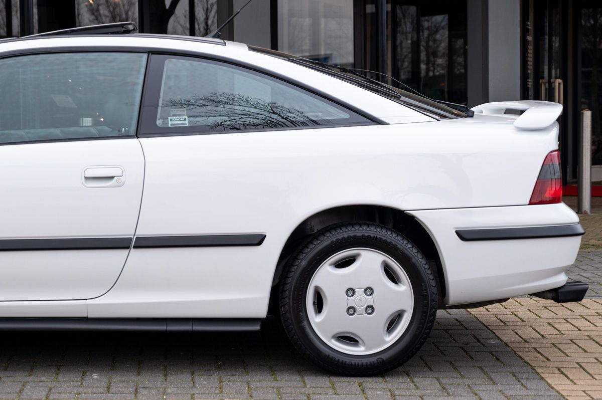 Opel Calibra (1996) — Foto 24