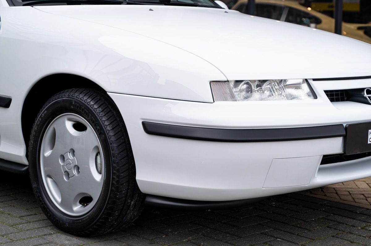 Opel Calibra (1996) — Foto 15