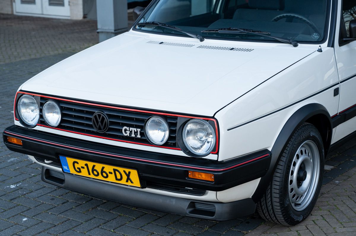 Volkswagen Golf (1989) — foto 10