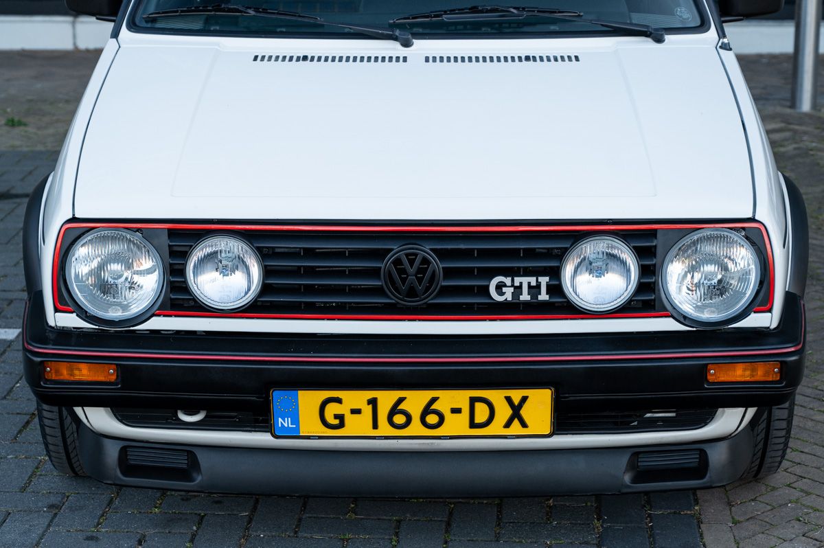 Volkswagen Golf (1989) — foto 13