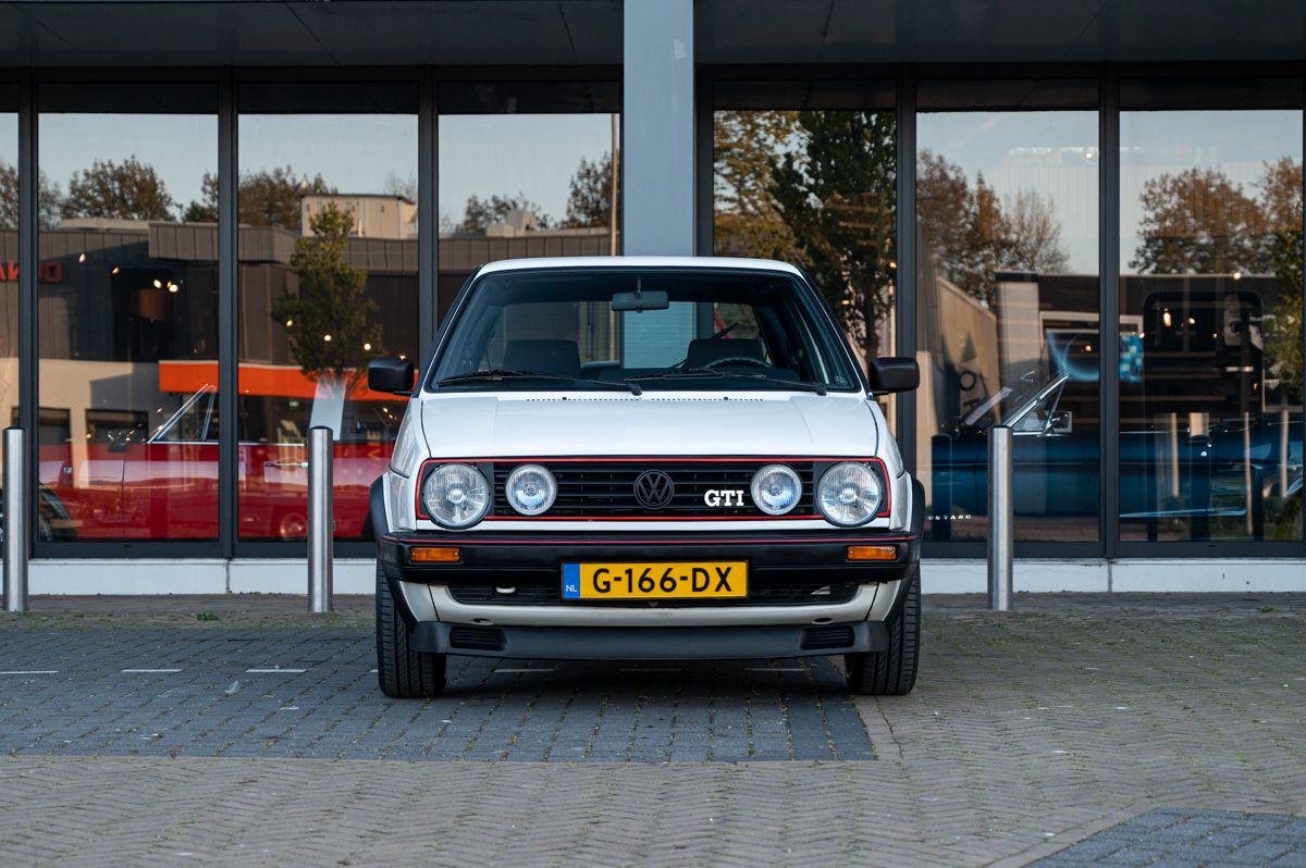 Volkswagen Golf (1989) — foto 2