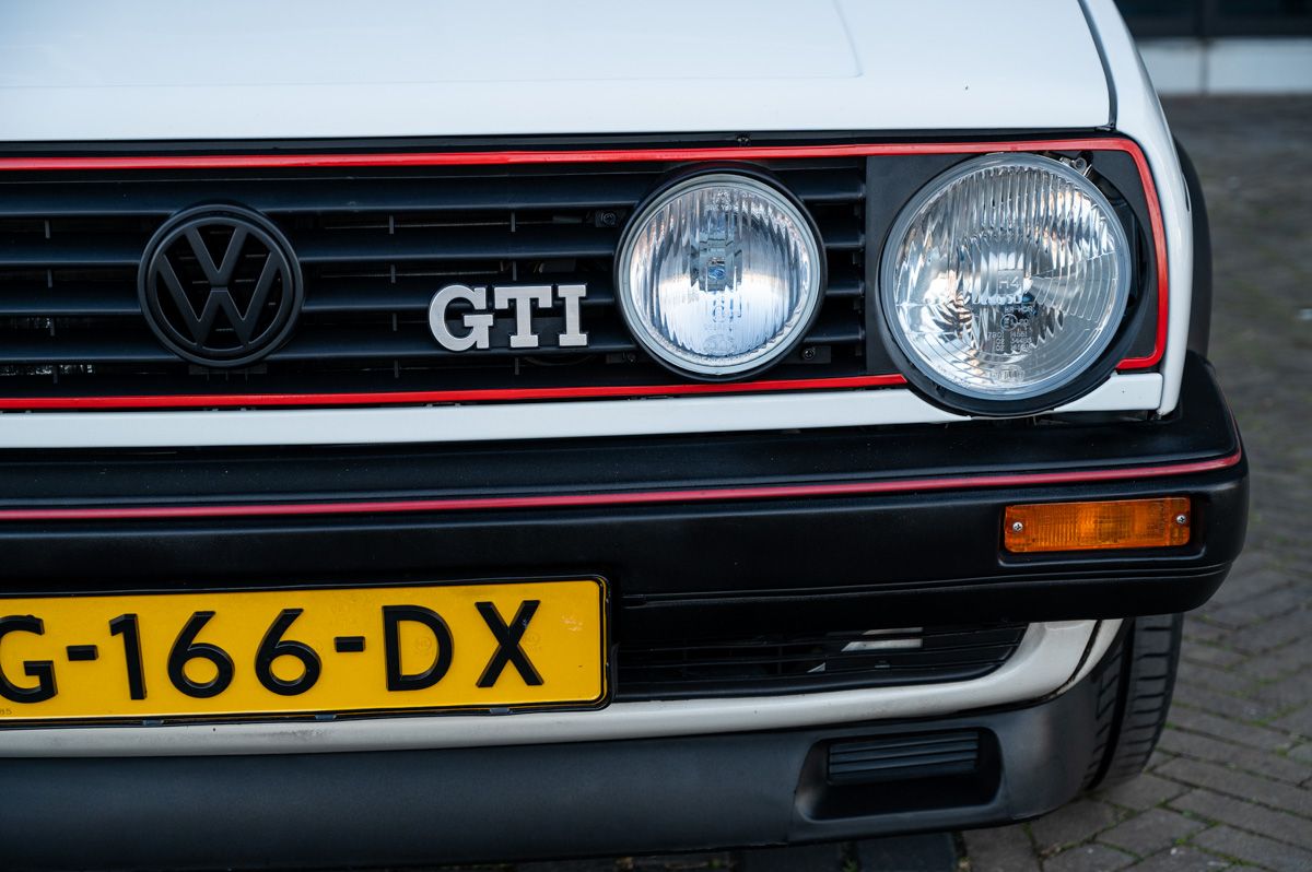 Volkswagen Golf (1989) — foto 14
