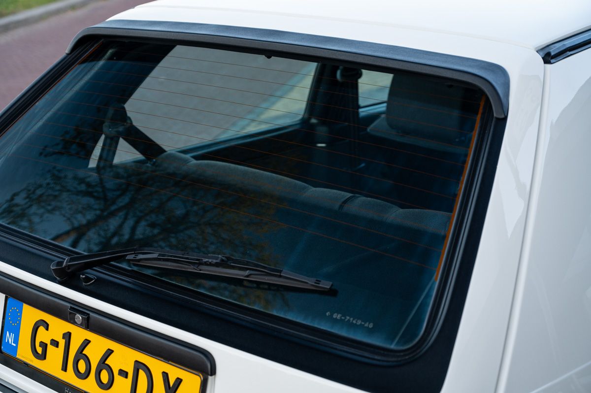 Volkswagen Golf (1989) — foto 21