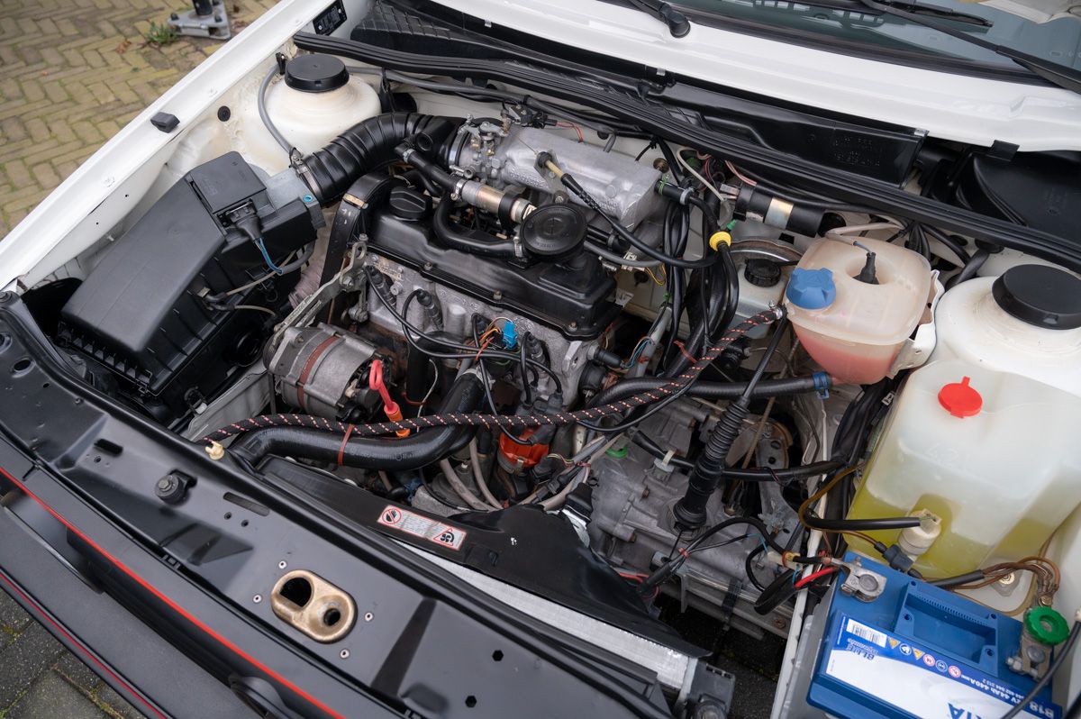 Volkswagen Golf (1989) — foto 69