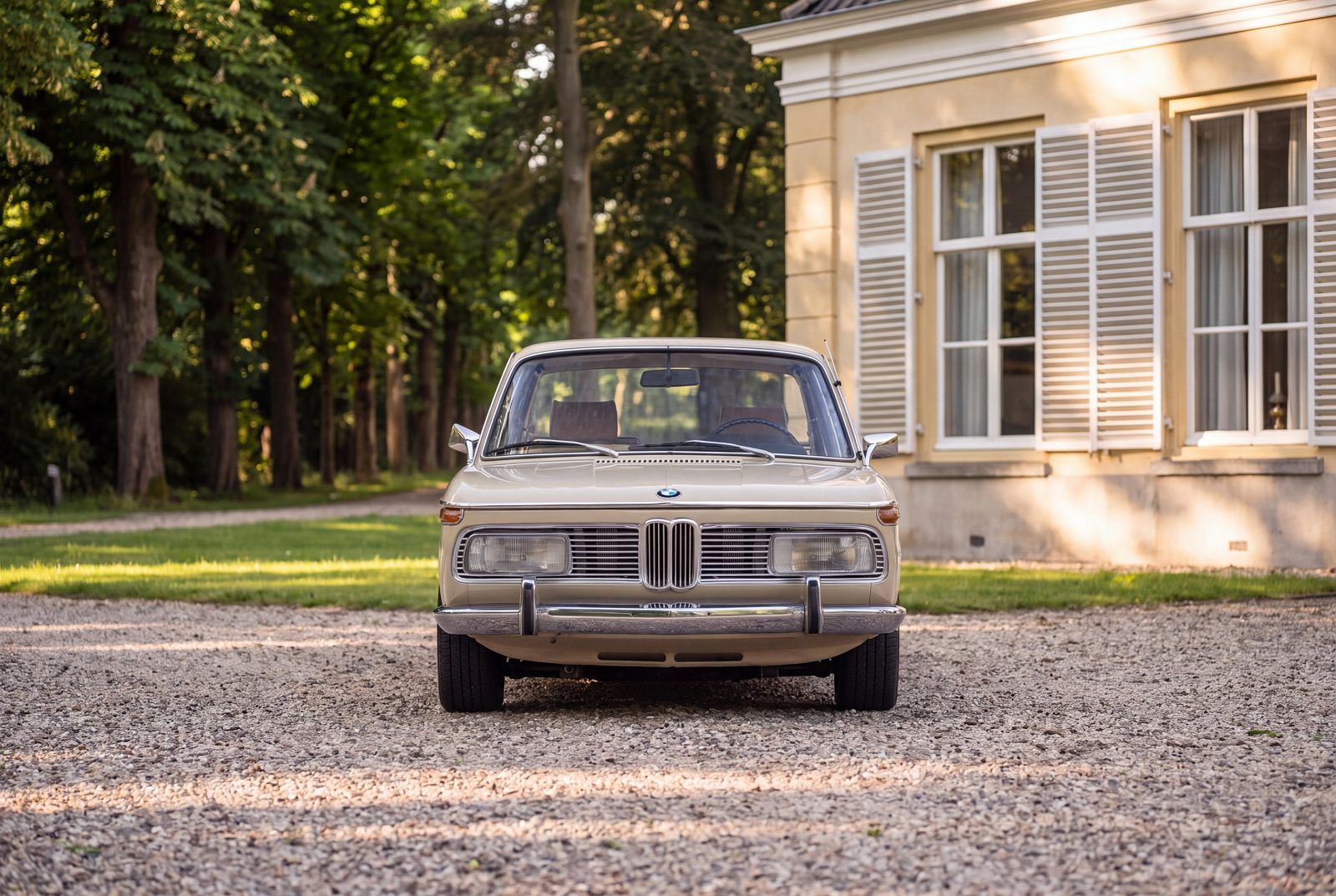 BMW 2000 (1971) — photo 76