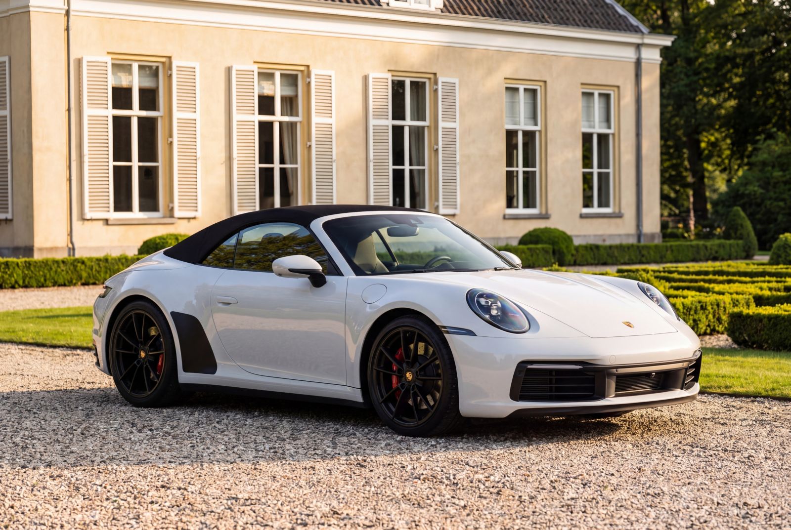 Porsche 911 (2024) — foto 118