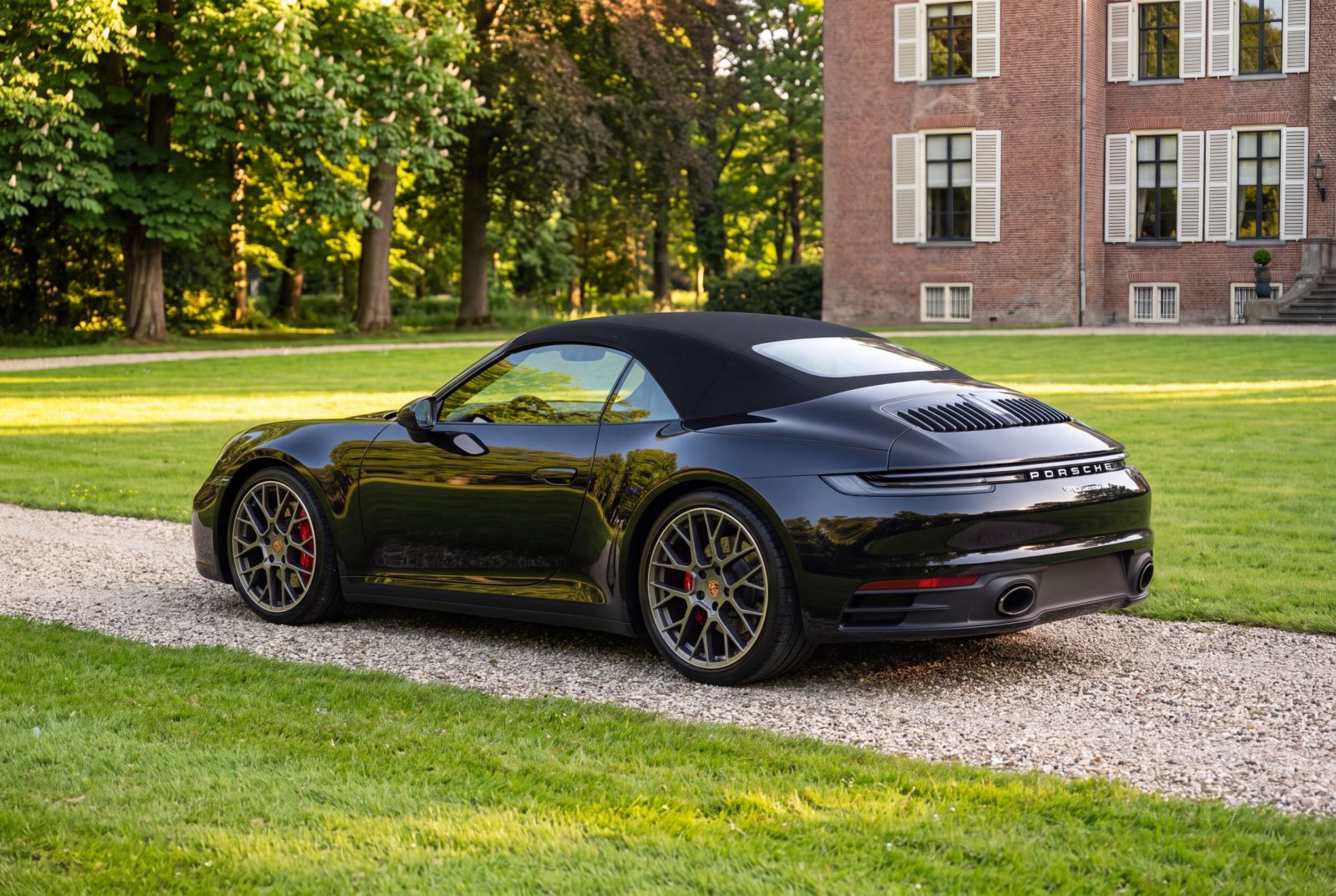 Porsche 911 (2024) — foto 106