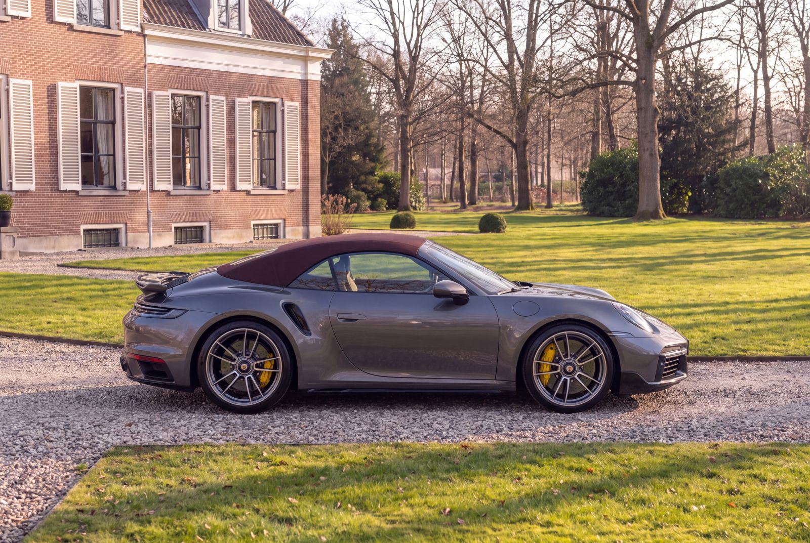Porsche 911 (2021) — foto 108