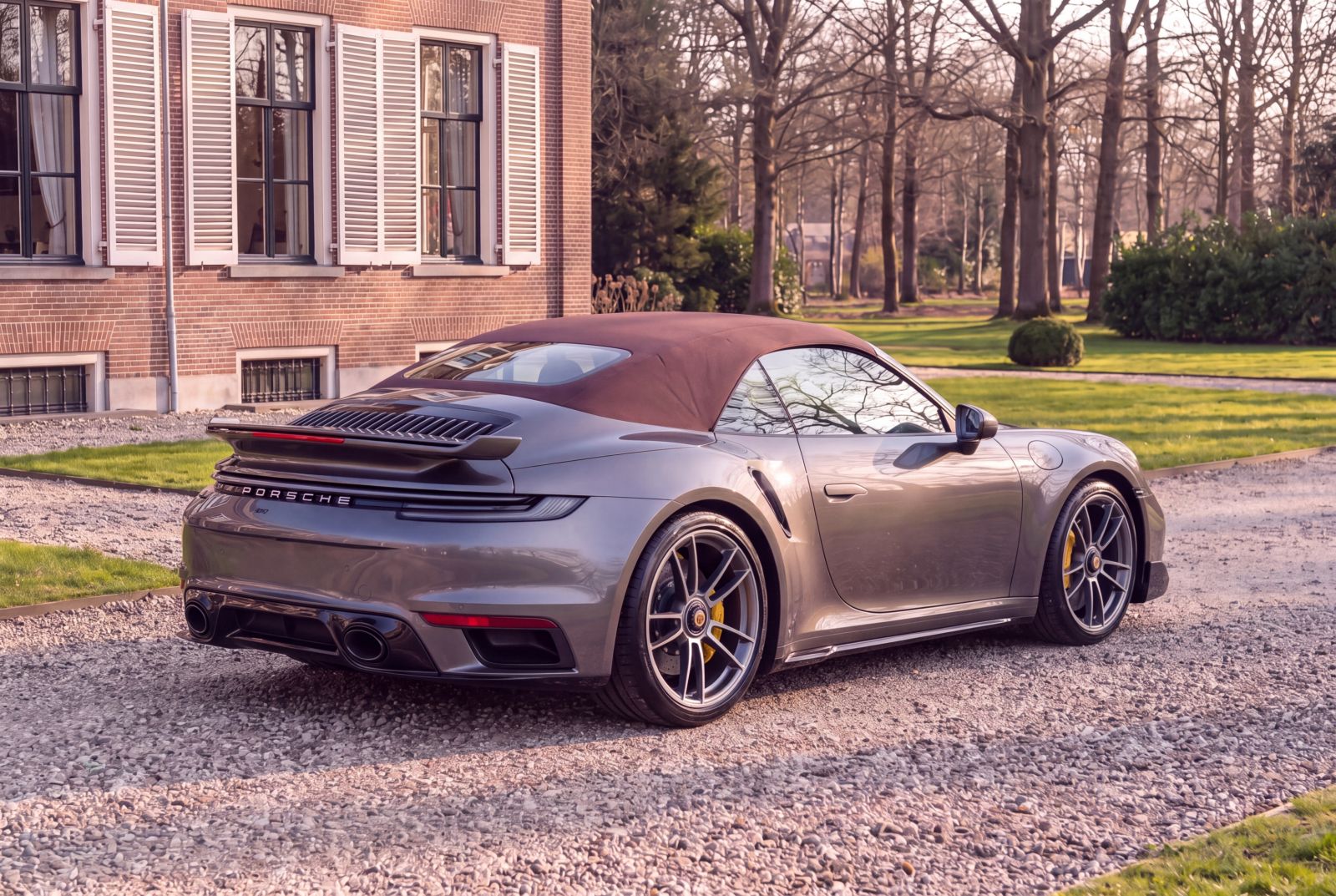 Porsche 911 (2021) — foto 109