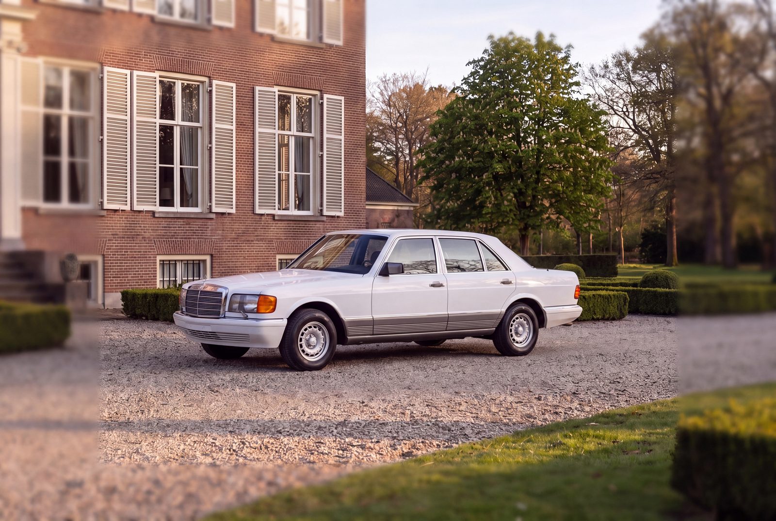 Mercedes-Benz S-Klasse (1984) — foto 92