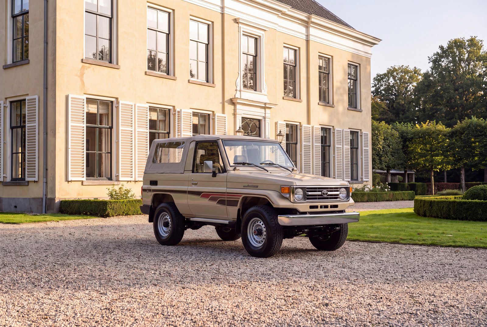 Toyota Land Cruiser (1994) — Foto 76
