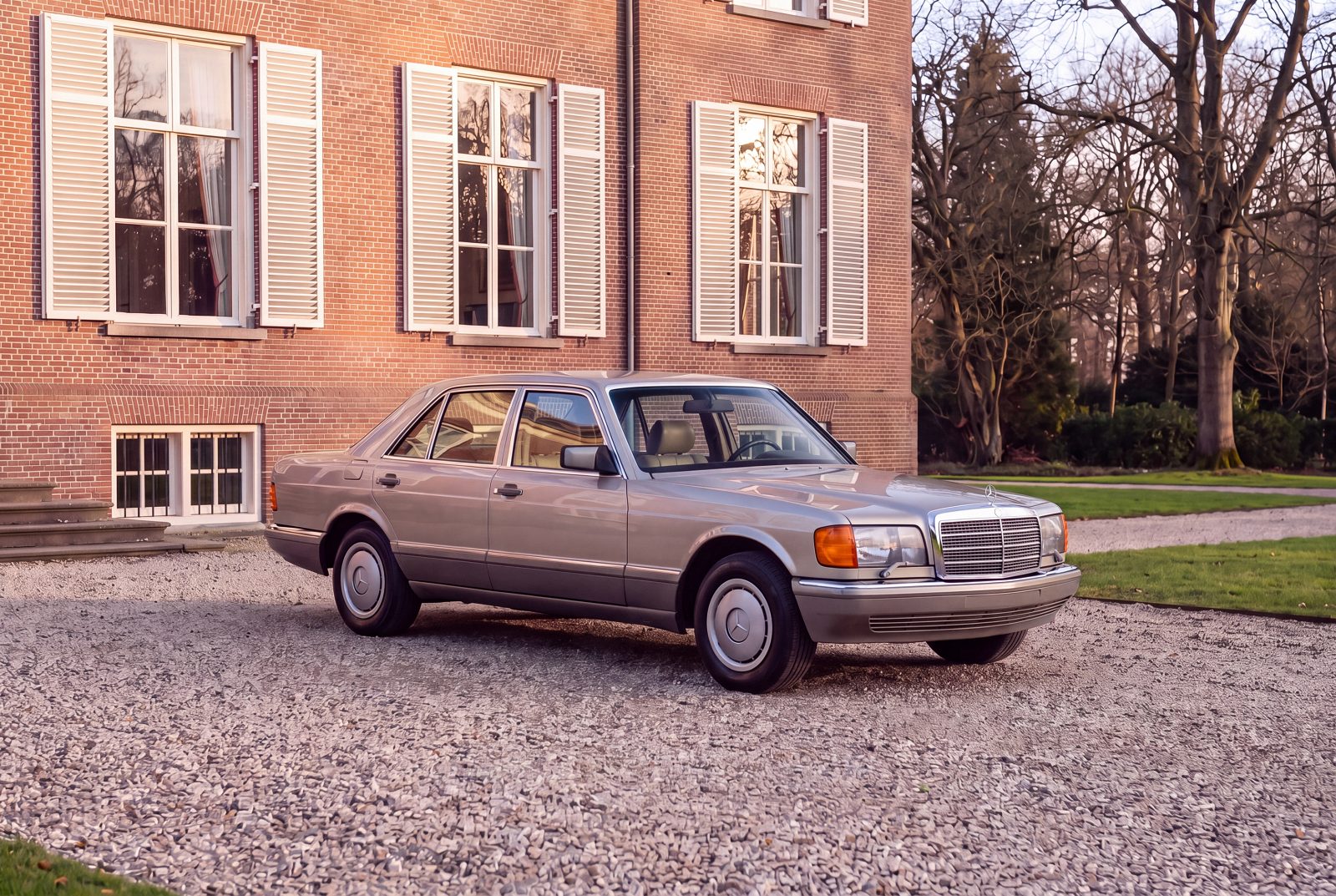 Mercedes-Benz S-Klasse (1986) — foto 69