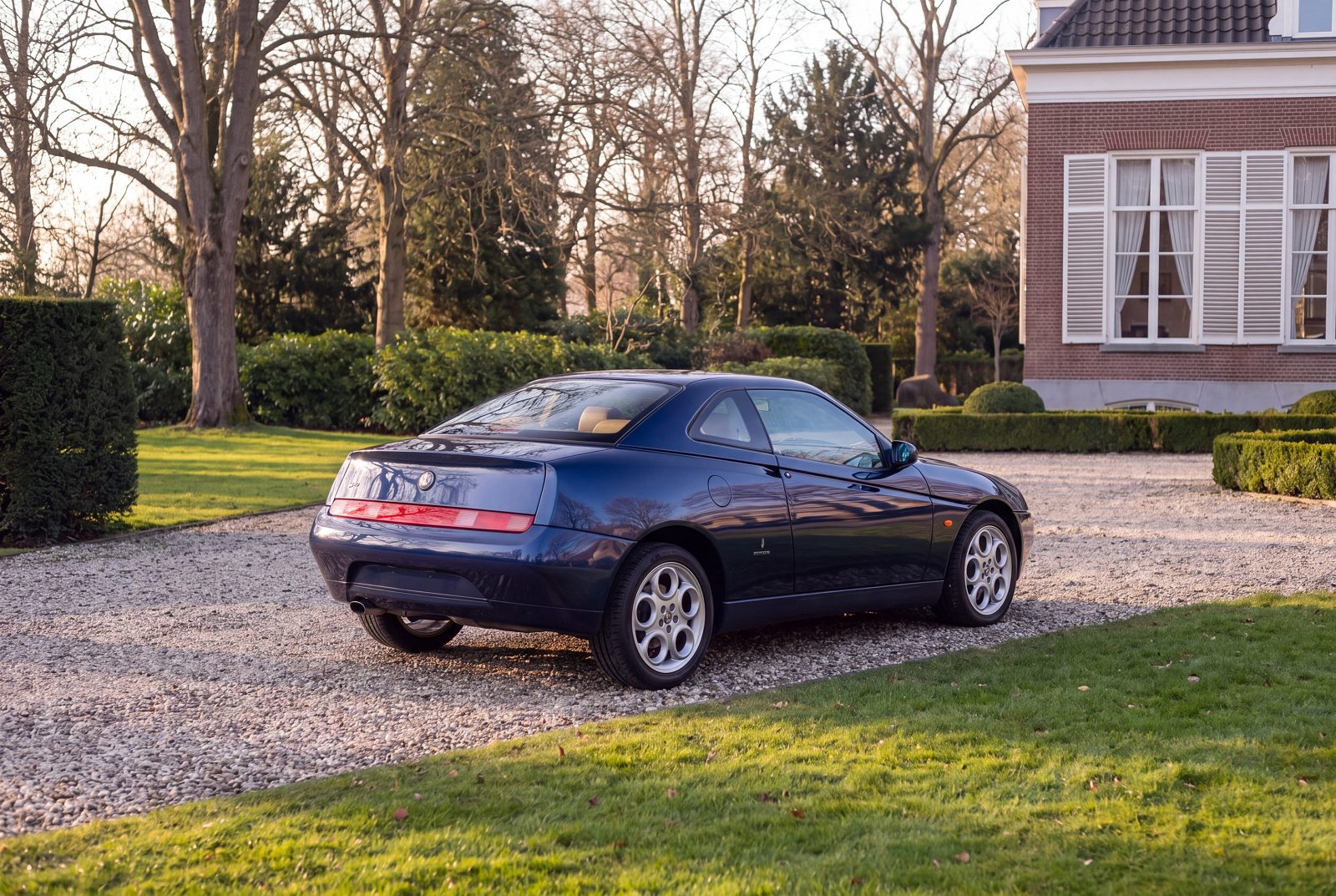 Alfa Romeo GTV (1999) — photo 95