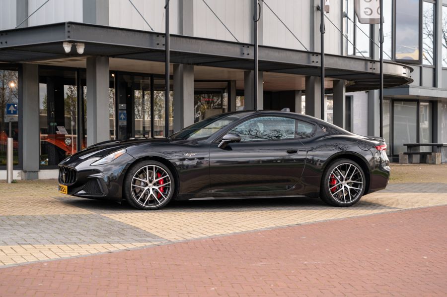 Maserati GranTurismo V6 AWD Trofeo (2024)