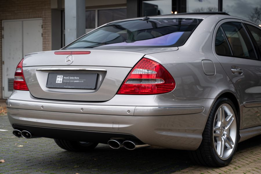 Mercedes-Benz E-Klasse E55 AMG (2003) — صورة 3