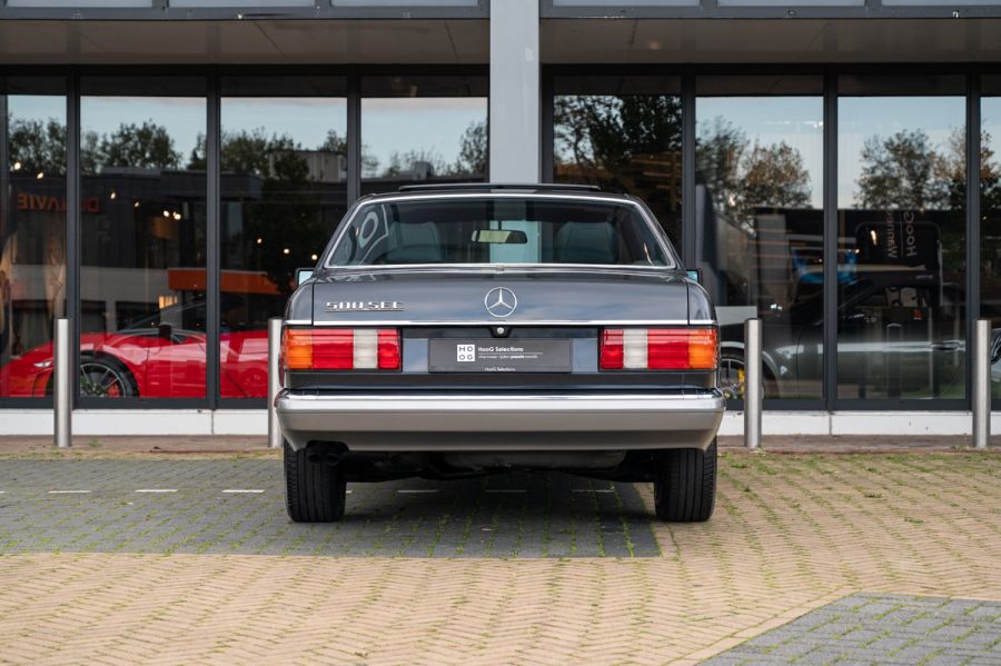 Mercedes-Benz S-Klasse 500SEC (1988) — صورة 6