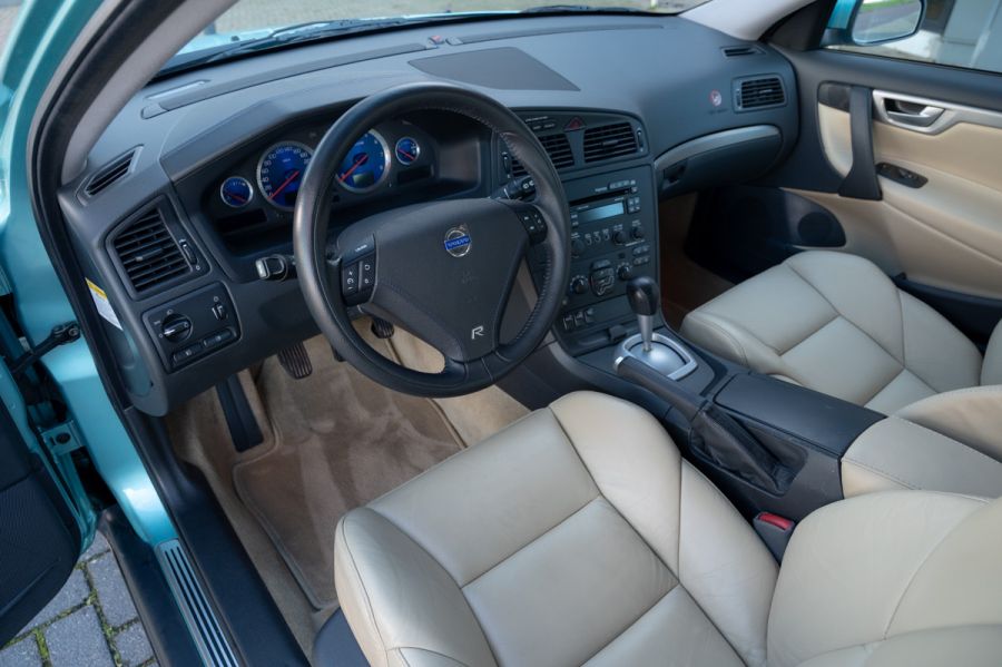 Volvo V70 2.5 R (2003) — foto 4