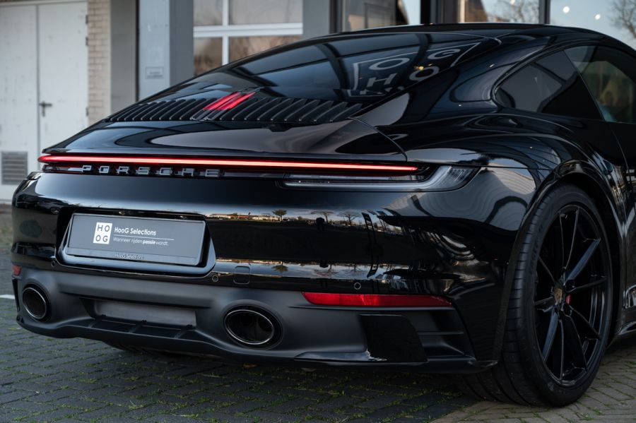 Porsche 911 992 Carrera 4S (2020) — صورة 3