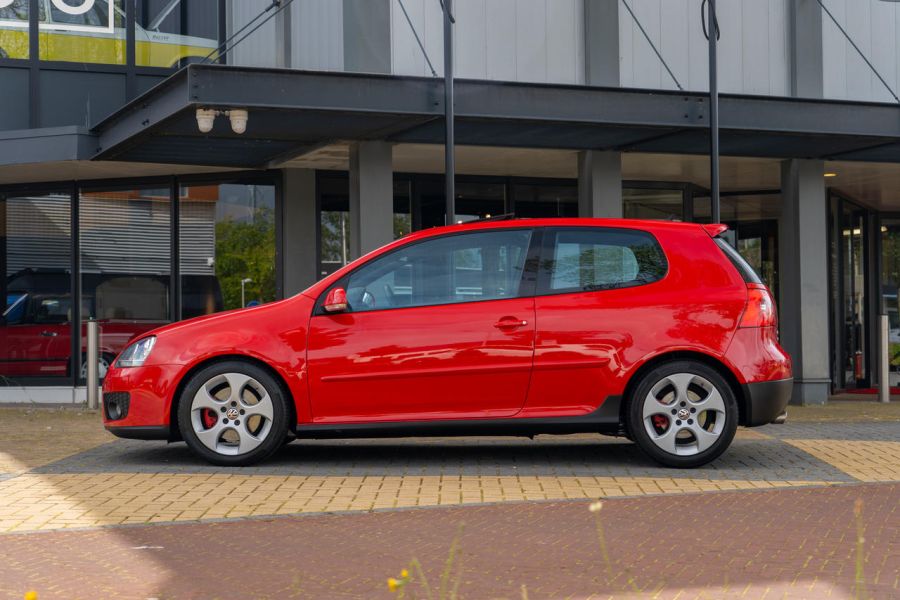 Volkswagen Golf GTI V 2.0 (2006) — foto 5