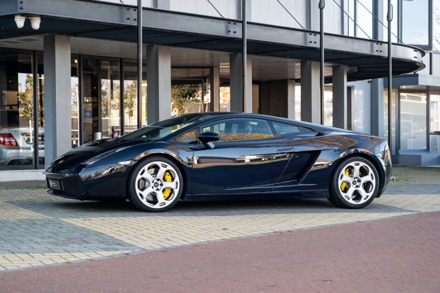 Lamborghini Gallardo LP500 5.0 V10 in manual (2004)