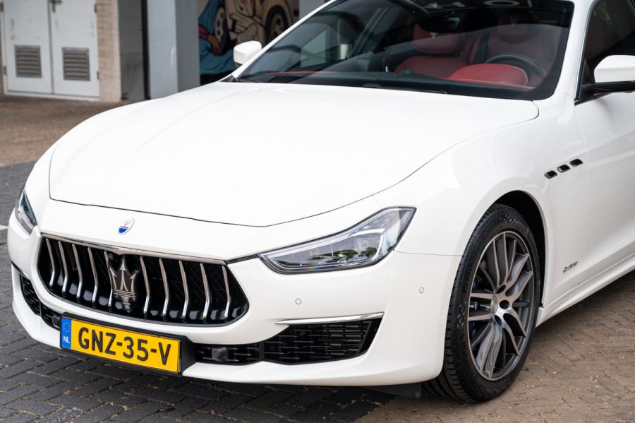 Maserati Ghibli 3.0 V6 GranLusso (2019) — foto 5
