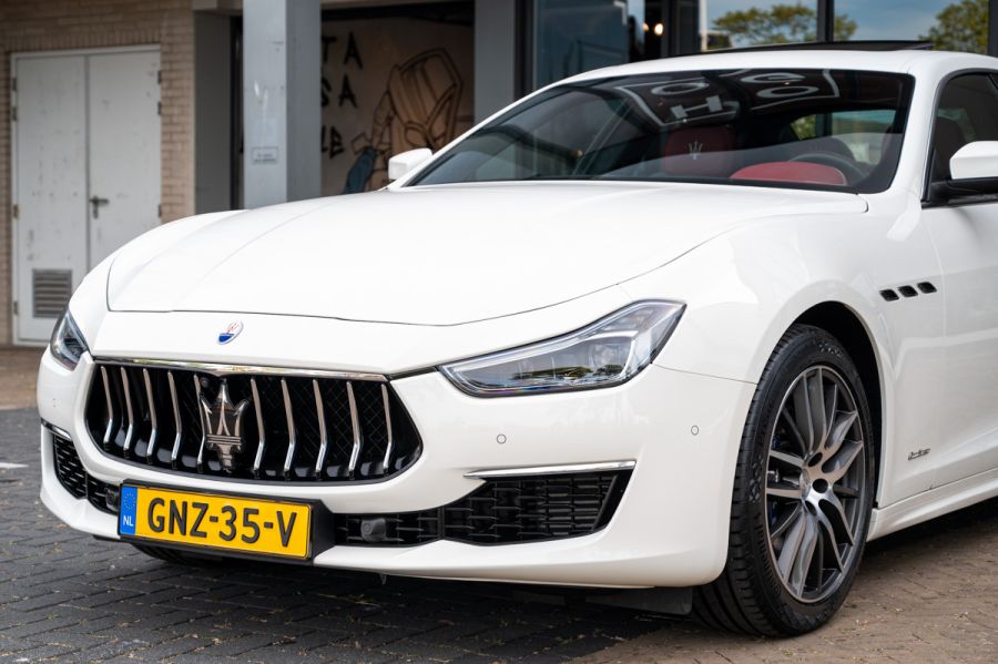 Maserati Ghibli 3.0 V6 GranLusso (2019) — foto 4