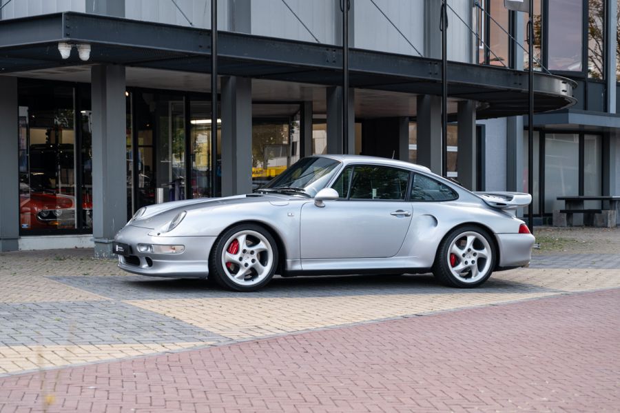 Porsche 911 993 Carrera 4S Aerokit (1995)